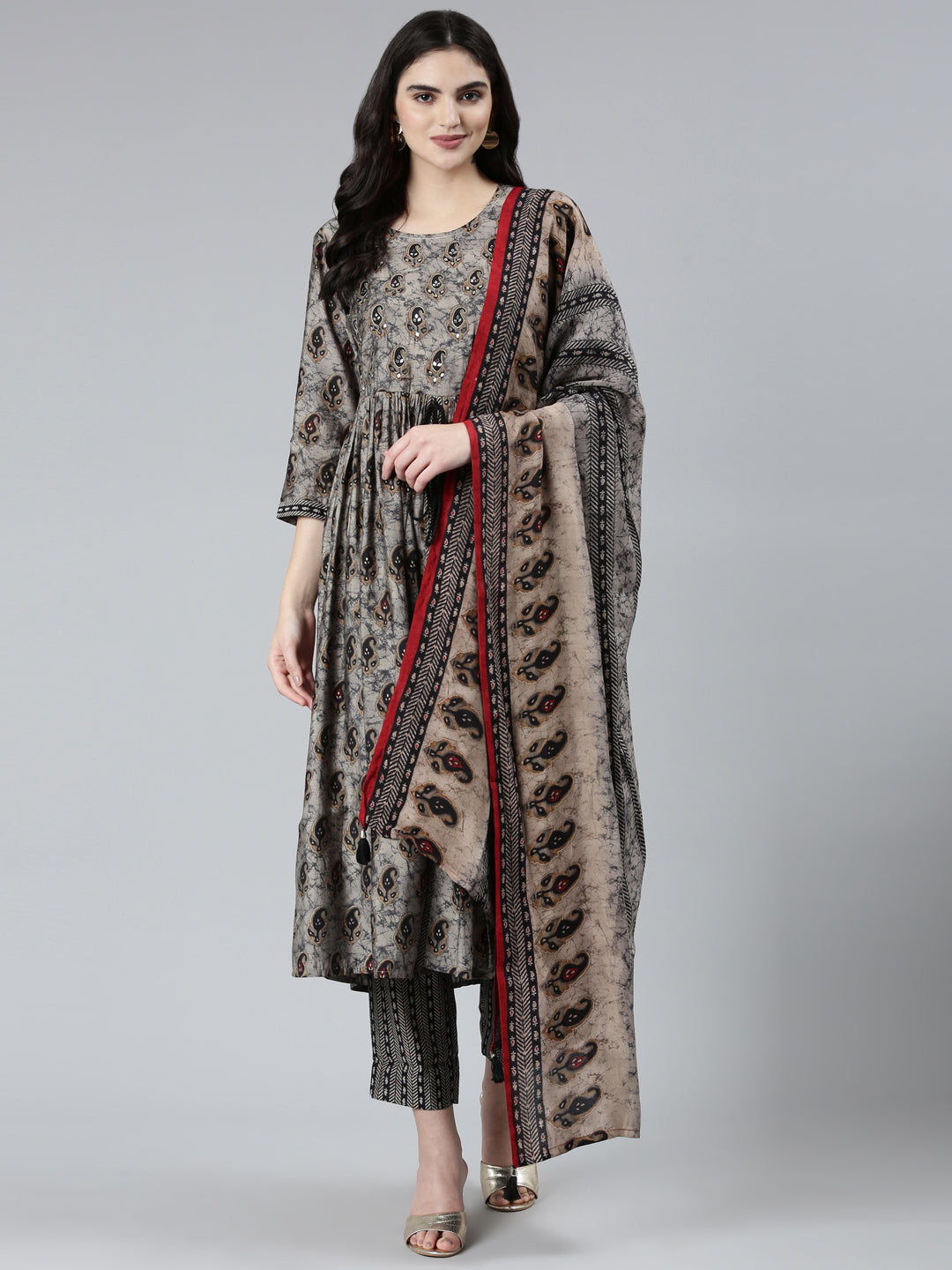 Neerus Grey printed paisley kurta set with trouser and dupatta - detail view 2