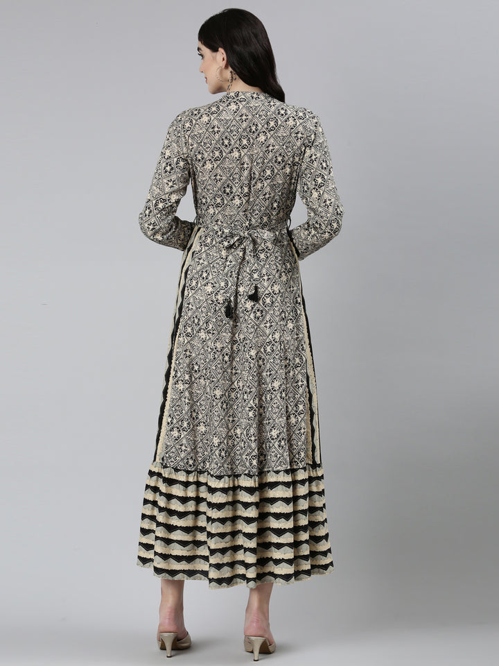 Neerus Grey floral printed straight dress - side view