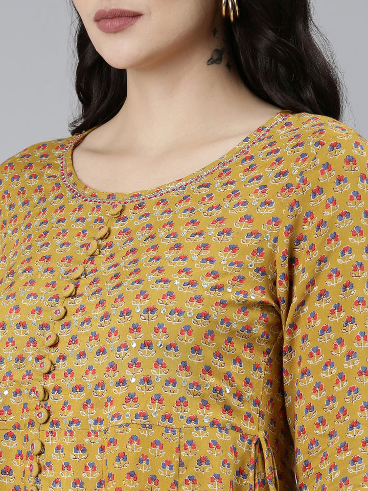 Neerus Yellow printed floral kurta set with sharara - detail view 1