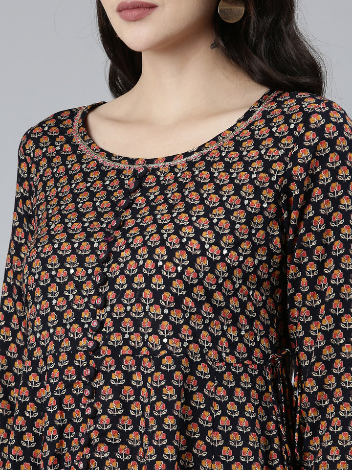 Neerus Blue floral printed kurta set with sharara and dupatta - detail view 1