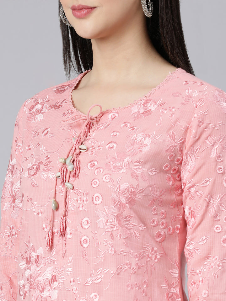 Neerus Pink panelled straight suit set kurta with trouser and dupatta - detail view 2
