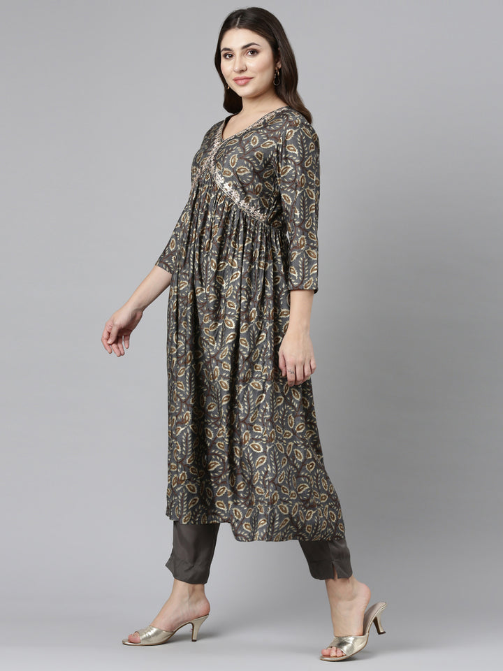 Neerus Grey printed straight kurta set with trouser and dupatta - back view