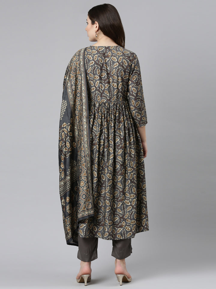Neerus Grey printed straight kurta set with trouser and dupatta - side view