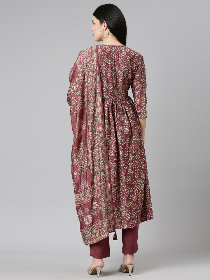 Neerus Pink printed straight kurta set with dupatta - side view