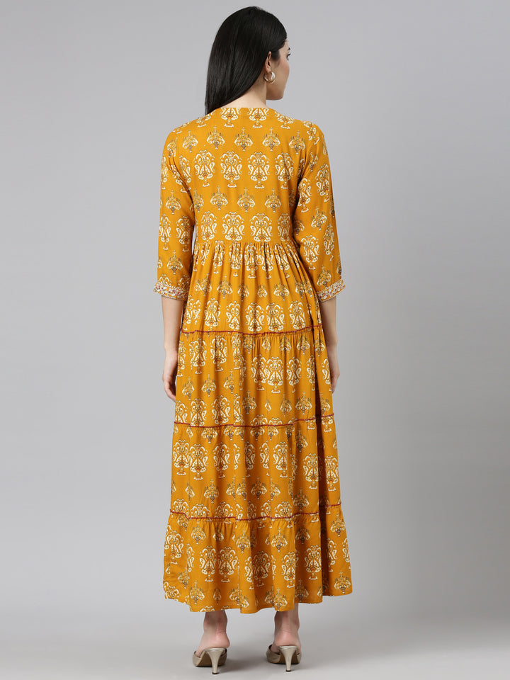 Neerus Yellow printed straight casual dress - side view