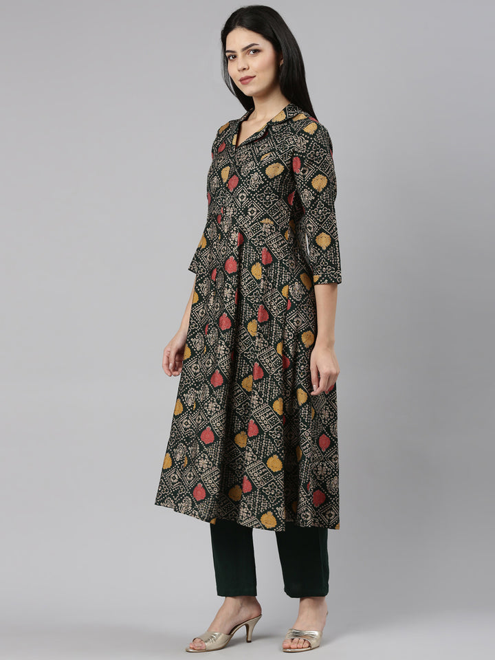 Neerus Green printed straight kurta set with trousers - back view