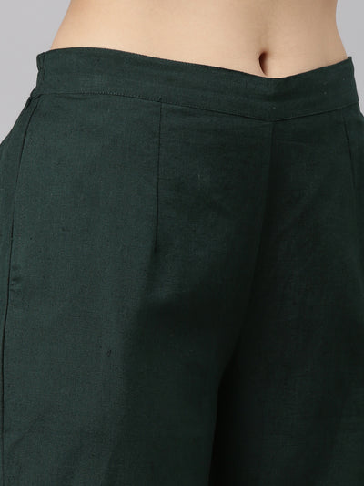 Neerus Green Regular Straight Printed Kurta And Trousers