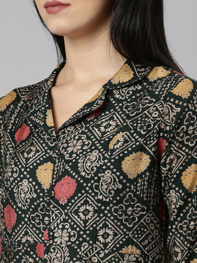 Neeru's Green Regular Straight Printed Kurta And Trousers