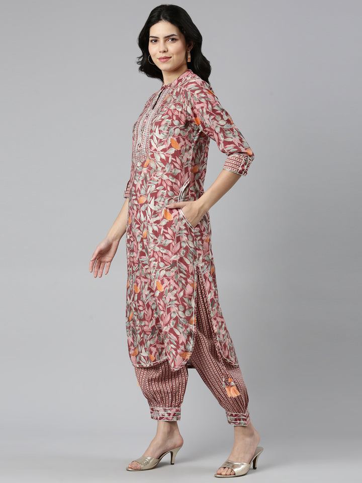 Neerus Pink printed straight kurta set - back view