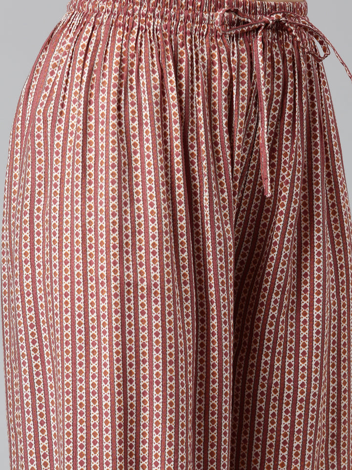 Neerus Pink printed straight kurta set - detail view 3