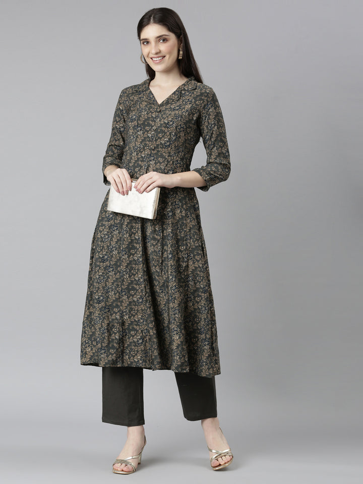 Neerus Grey printed floral kurta set with trousers - detail view 2
