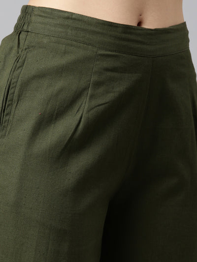 Neerus Green Regular Straight Printed Kurta And Trousers