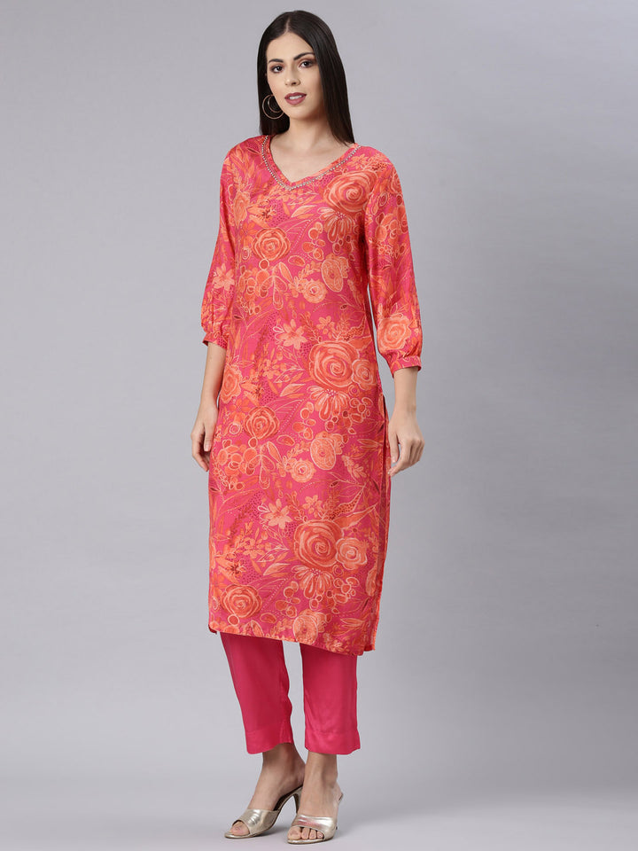 Neerus Red muslin printed kurta set - back view