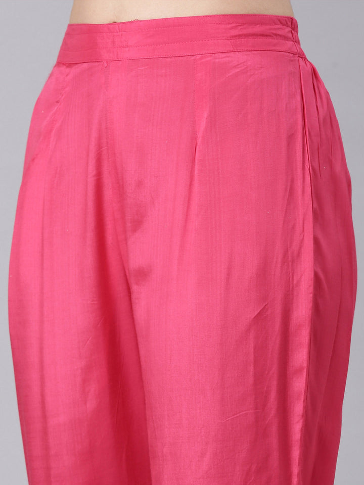 Neerus Red muslin printed kurta set - detail view 4
