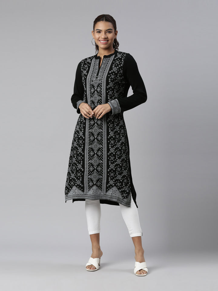 Neerus Winter Wear Black Ethnic Motifs Printed Acrylic Kurta For Women