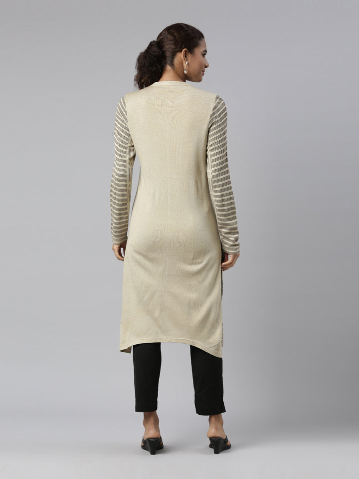 Neerus Winter Wear Ethnic Motifs Printed Acrylic Kurta For Women