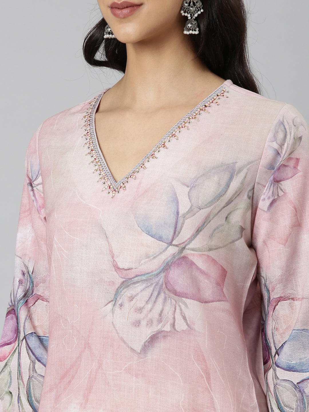 Neerus Pink Casual Floral Straight Kurtas