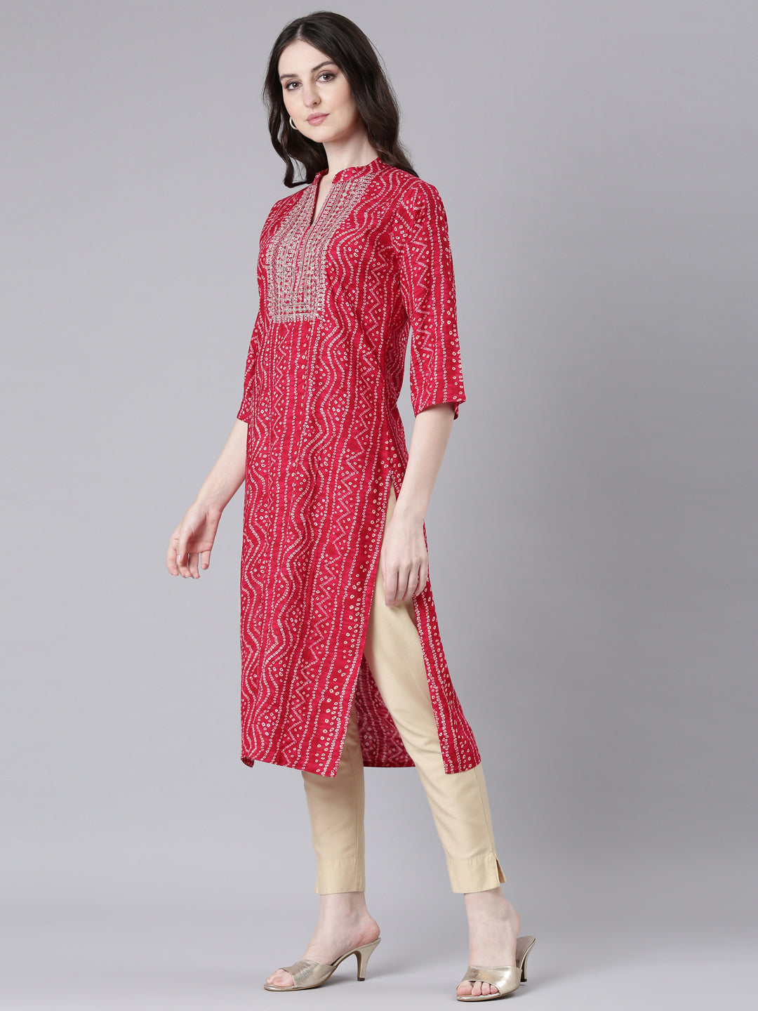 Neerus Pink Casual Bandhani Straight Kurtas
