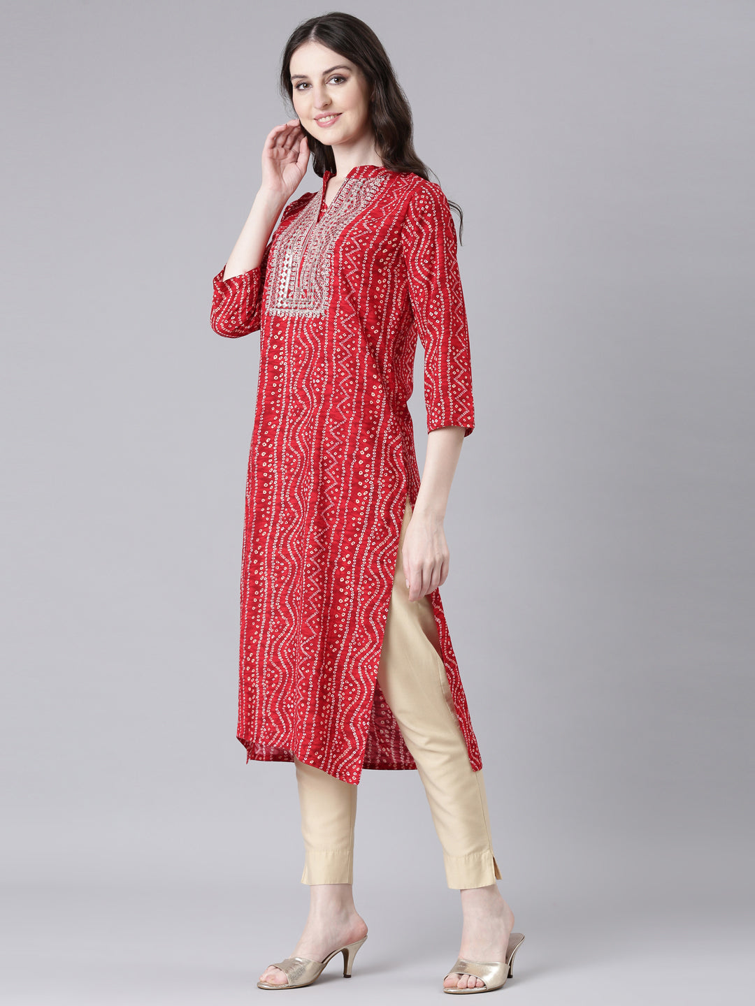 Neerus Red Casual Bandhani Straight Kurtas