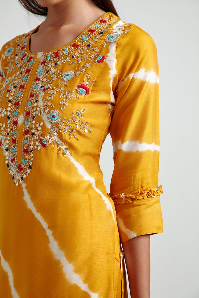Neerus Yellow embroidered straight suit set - detail view 1