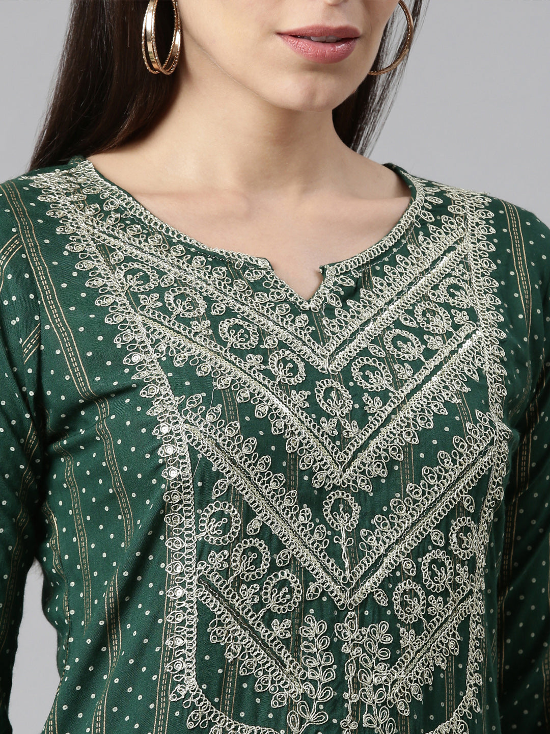 Neerus Women Green  Silver Bandhani Embroidered Kurta with Trousers  With Dupatta