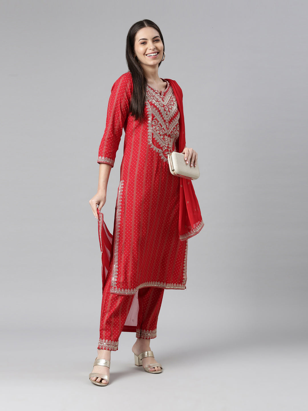 Neerus Red printed floral suit set kurta with trouser and dupatta - detail view 2