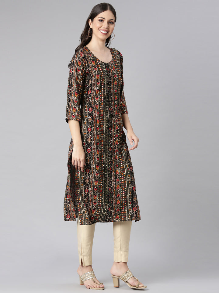 Neerus Green Casual Tribal Straight Kurtas
