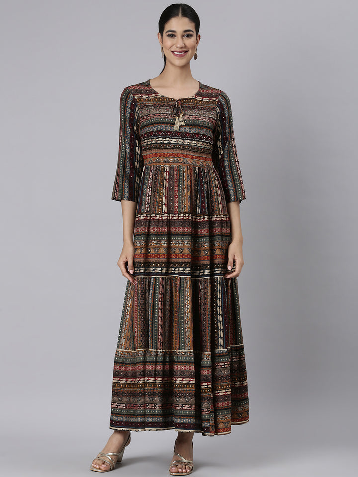 Neerus Black Casual Maxi Paisley Dresses