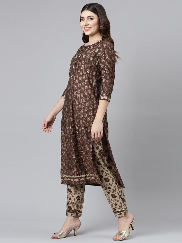 Neerus Brown printed straight kurta set with dupatta - back view
