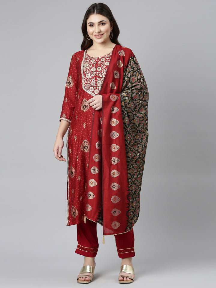 Neerus Red Regular Straight Printed Kurta And Trousers With Dupatta