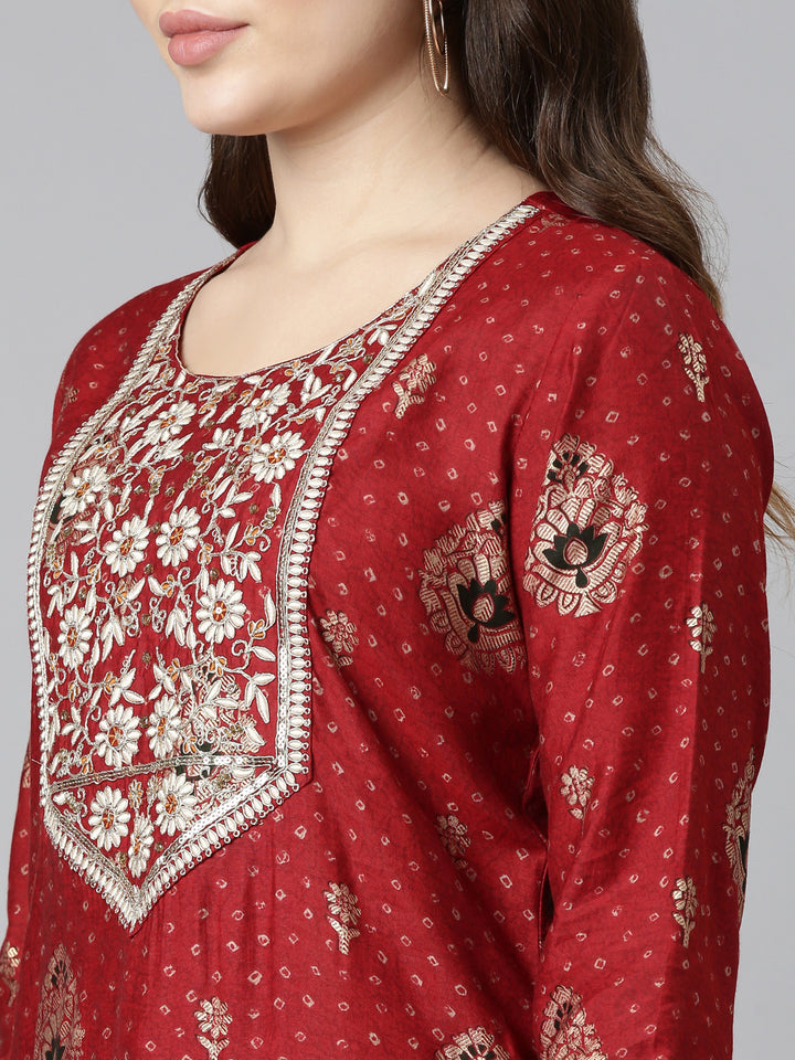 Neerus Red Regular Straight Printed Kurta And Trousers With Dupatta