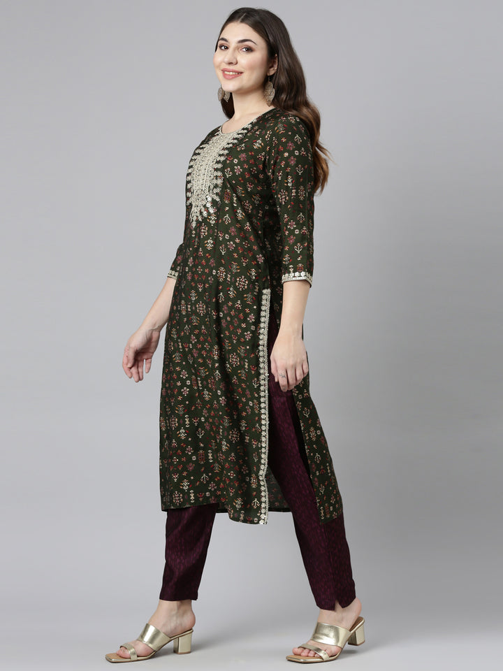 Neerus Green printed straight kurta set with dupatta - back view