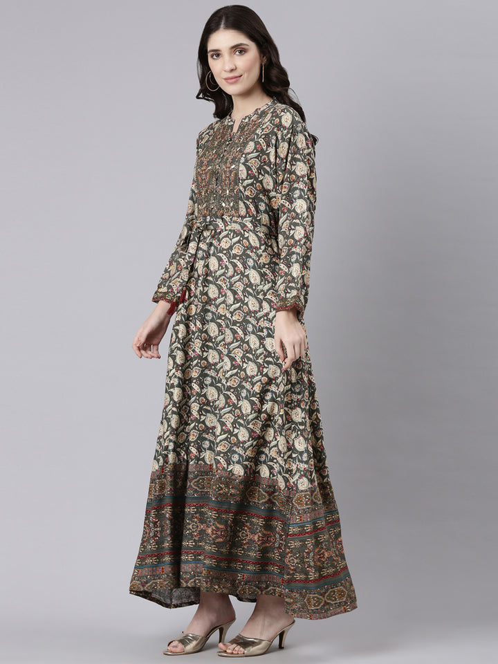 Neerus Olive Straight Casual Printed Maxi Dresses
