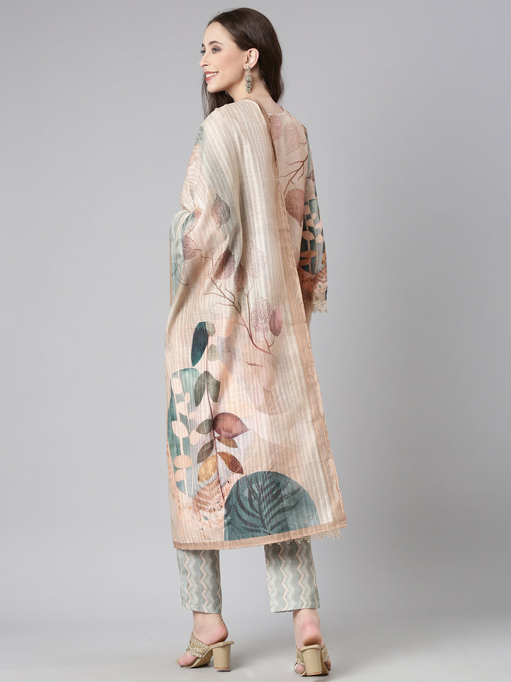 Neerus Peach Printed Straight Kurta and Trousers With Dupatta