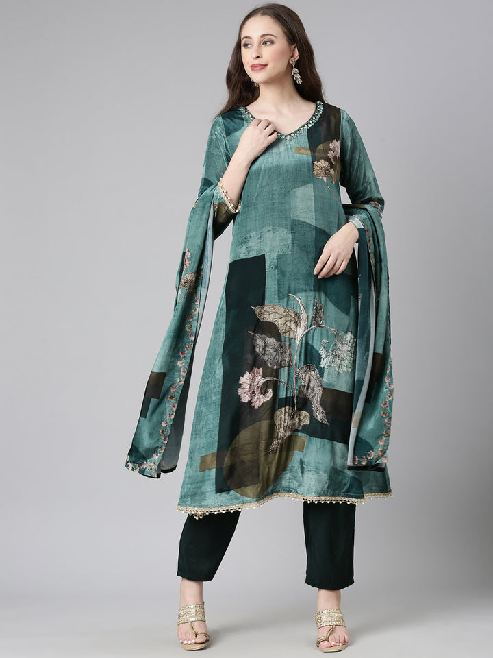 Neerus Green Solid Straight Kurta and Trousers With Dupatta