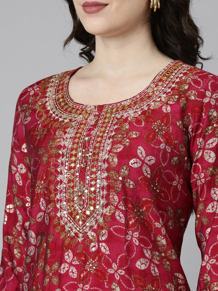 Neerus Pink printed straight kurta set with dupatta - detail view 1