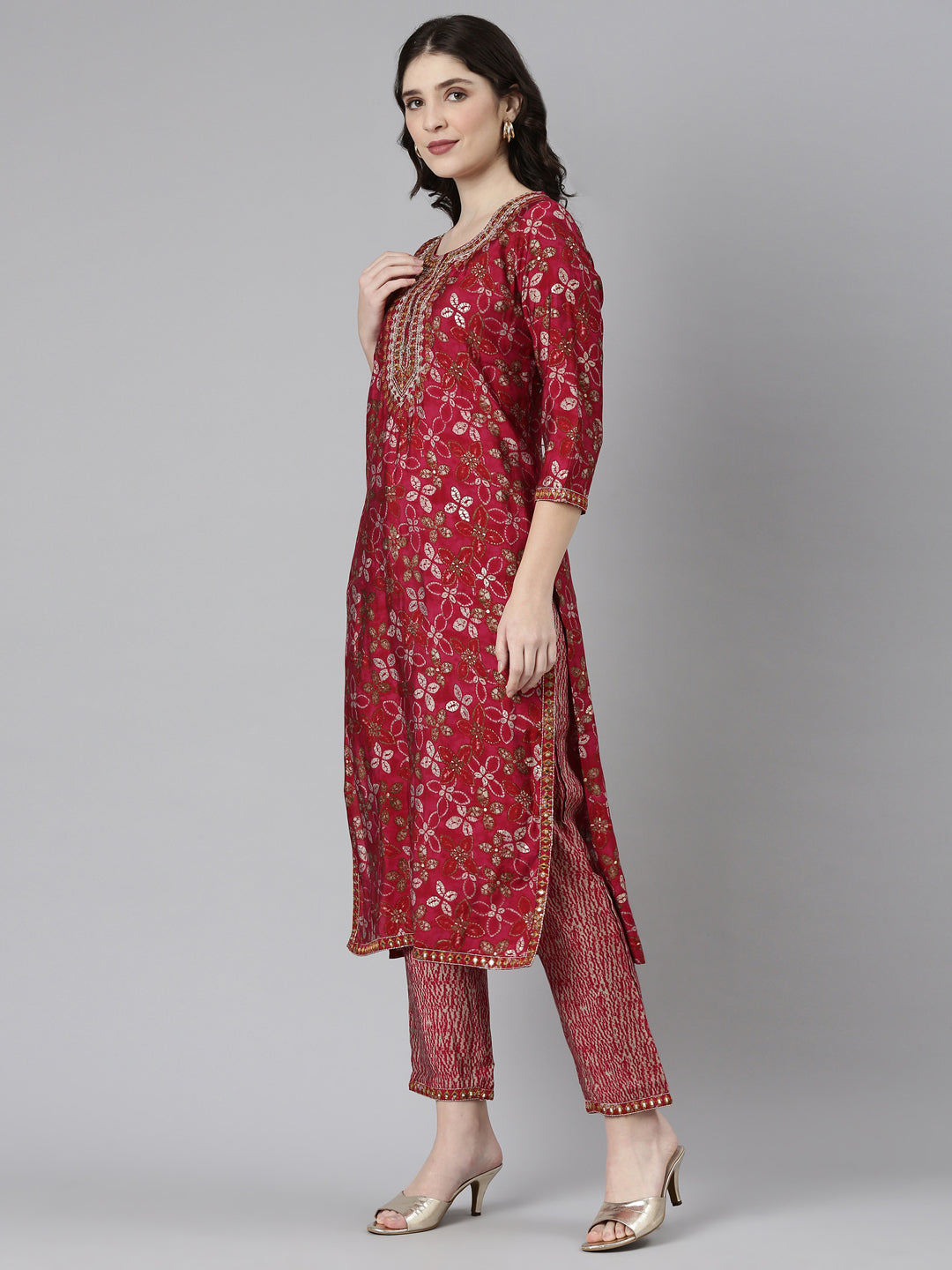 Neerus Pink printed straight kurta set with dupatta - back view