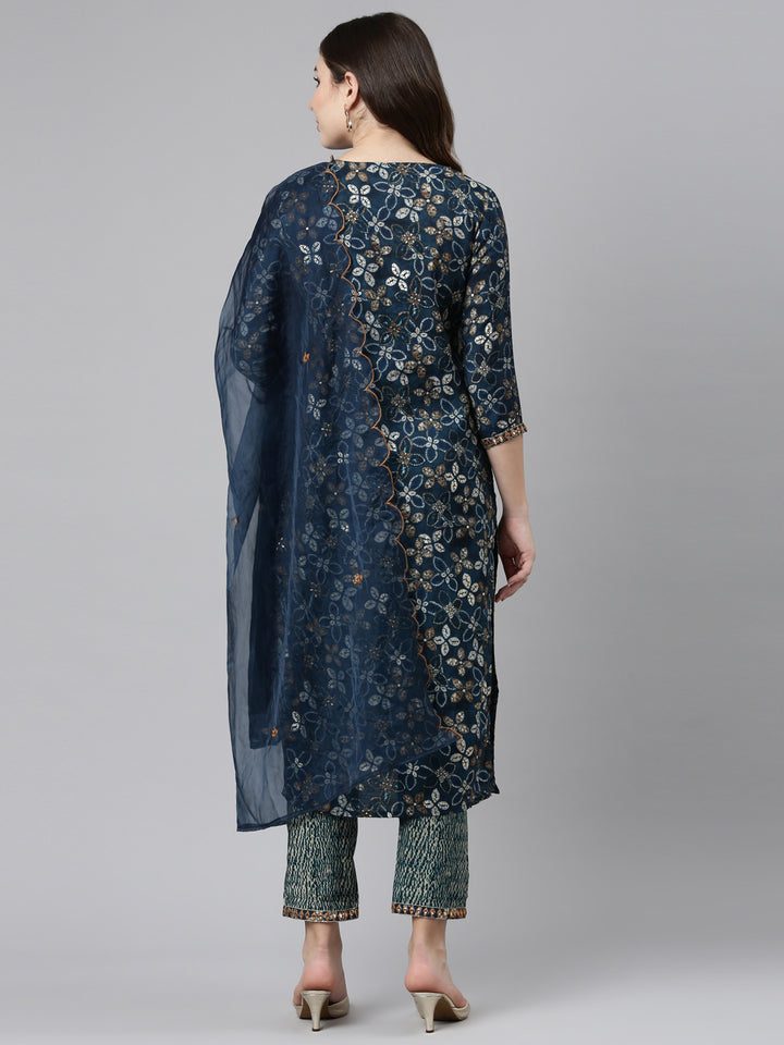 Neerus Green printed straight kurta set with dupatta - side view