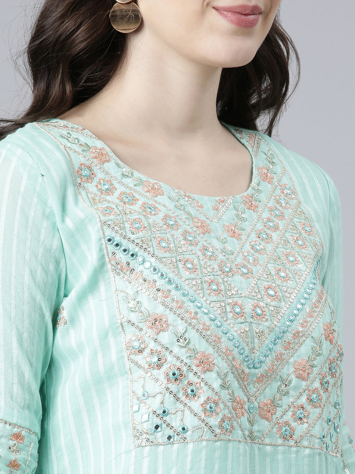 Neerus Green cotton printed kurta set with trouser and dupatta - detail view 1