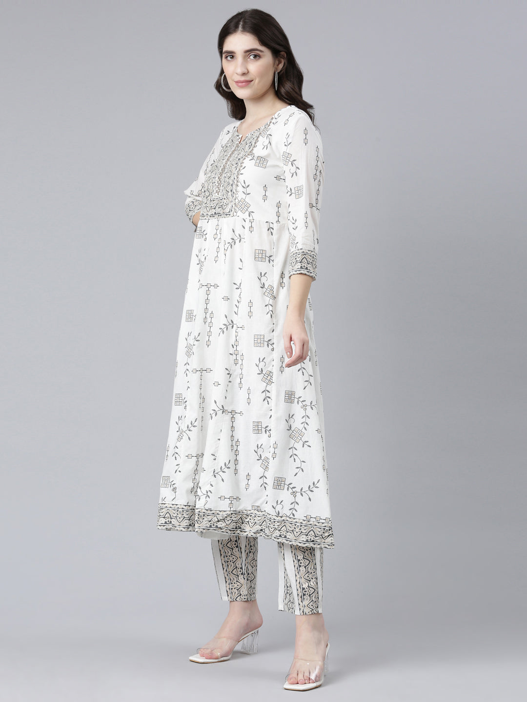 Neerus White cotton printed kurta set with trouser and dupatta - back view