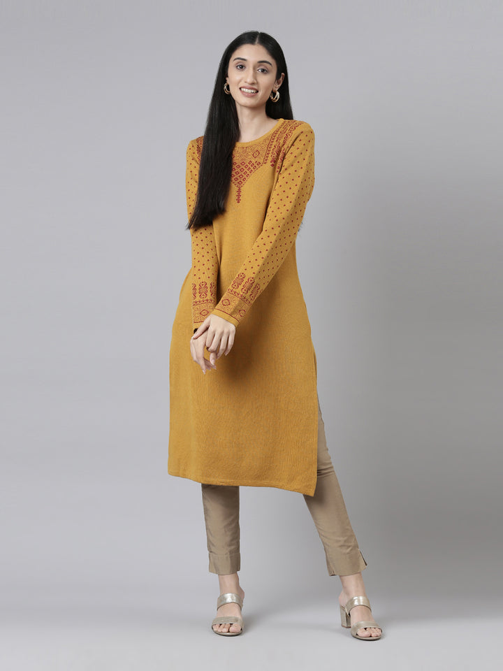 Neerus Winter Wear Yoke Design Straight Knee Length Acrylic Kurta For Women