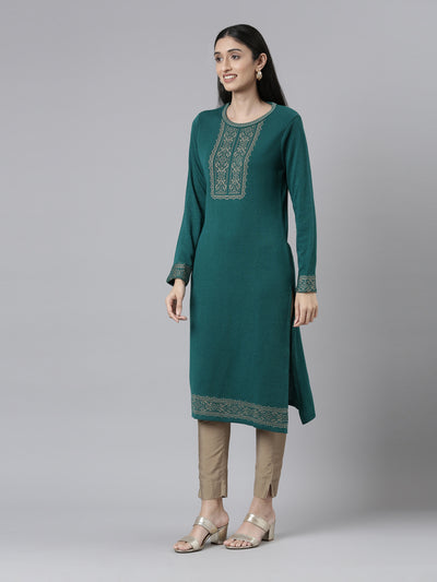 Neeru's Yoke Design Straight Fit Calf Length Acrylic Kurta