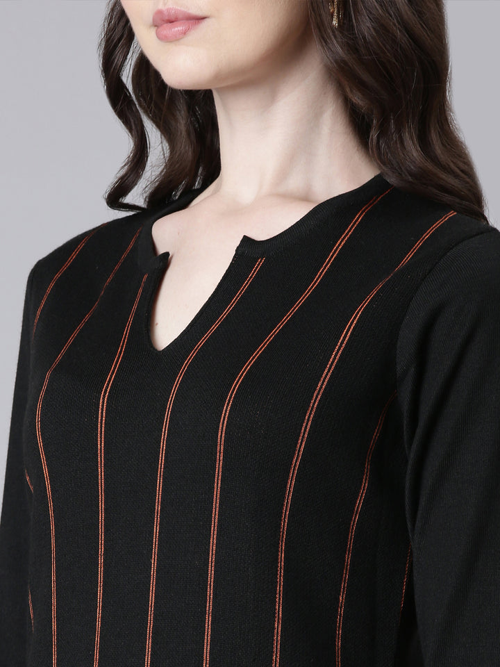 Neerus Black Casual Solid Straight Kurtas