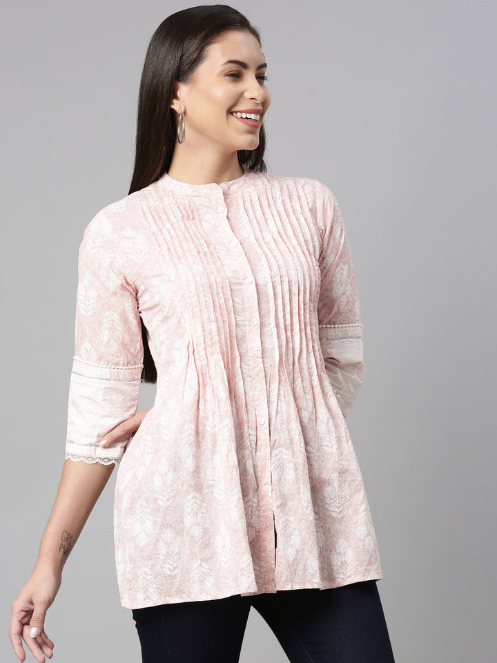 Neerus Rose Floral Printed Pure Cotton Pleated Kurti