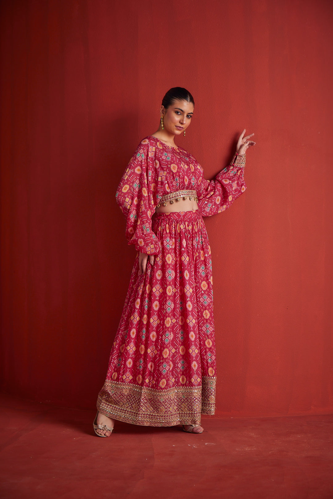 Neerus Pink crepe co-ord fusion set - back view