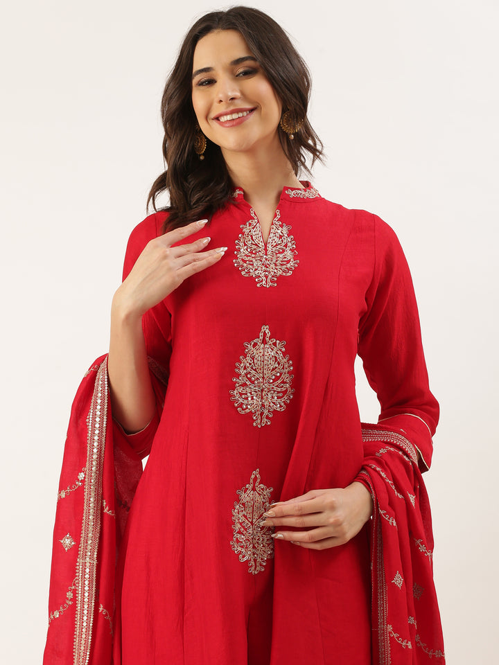 Red Embroidered Vichitra Tail Cut Set