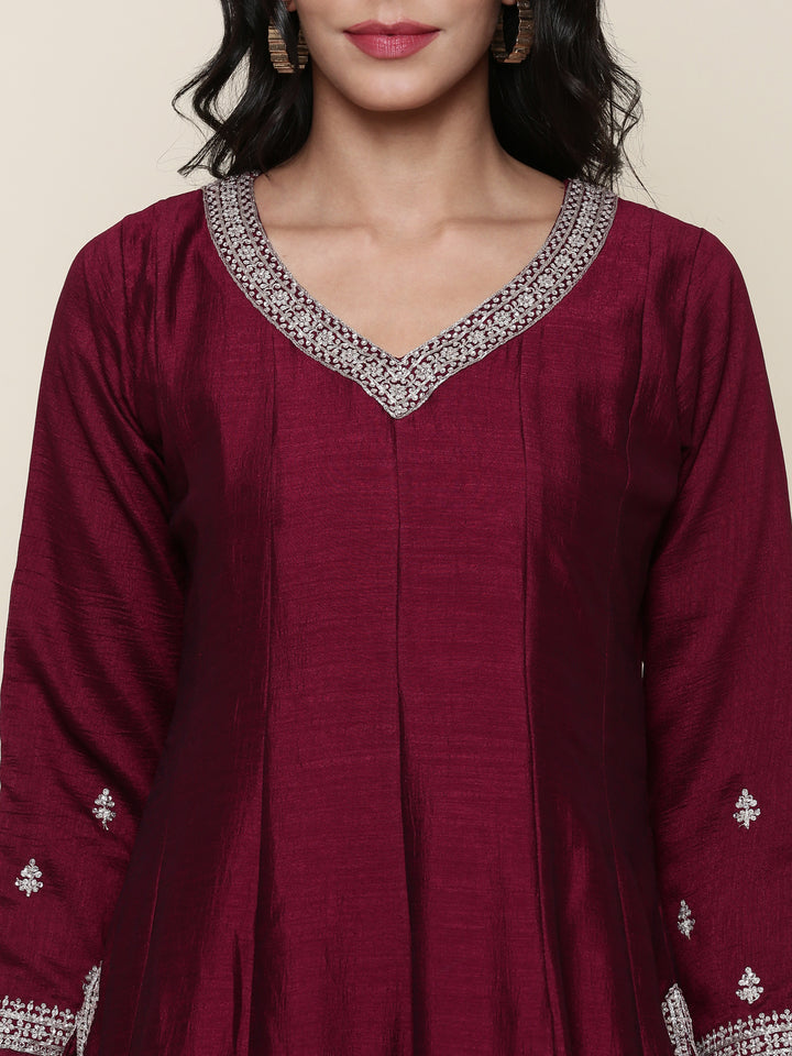 Magenta silk embroidered Three piece set with contrast dupatta