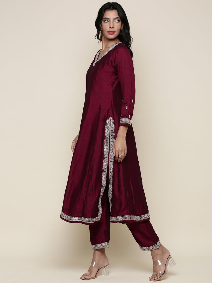 Magenta silk embroidered Three piece set with contrast dupatta