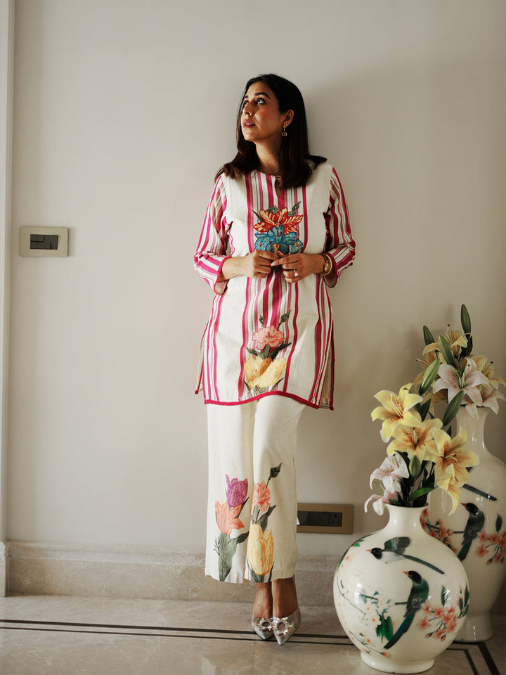 Neerus Off White Casual Embroidered Kurti and Trouser