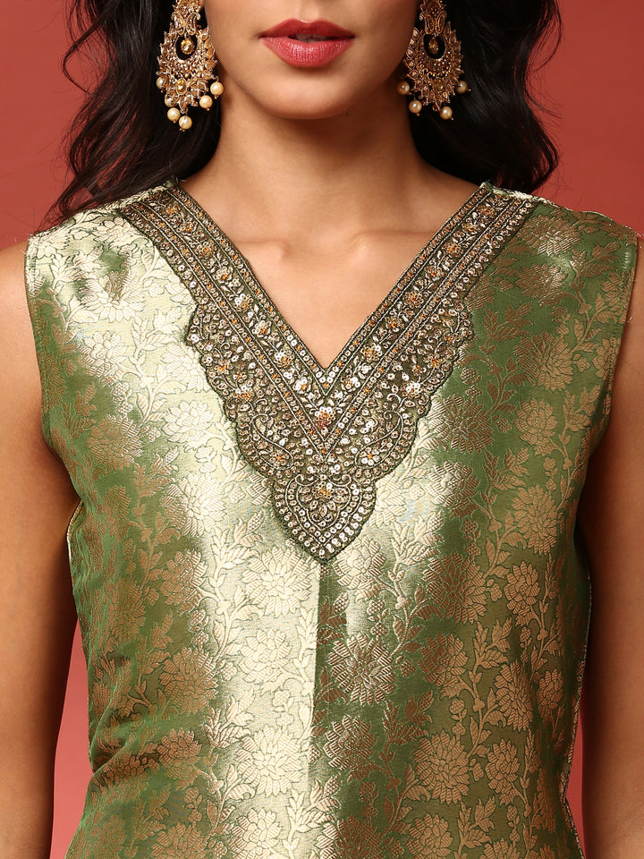 Green banarasi silk embroidered short kurta and palazoo Three piece set
